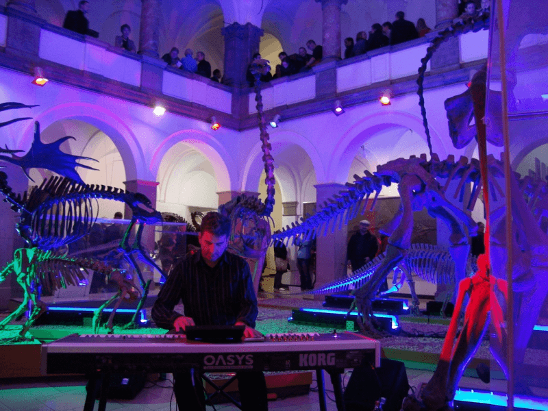 Martin Vatter im Paläontologischen Institut in München. (Foto: Uwe Ryck)